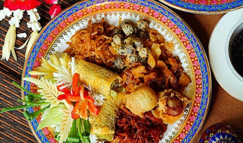 สดชื่น คลายร้อน กับ “ข้าวแช่ต้นตำรับชาววัง”    ณ ห้องอาหารปทุมมาศ โรงแรม เดอะ สุโกศล กรุงเทพ